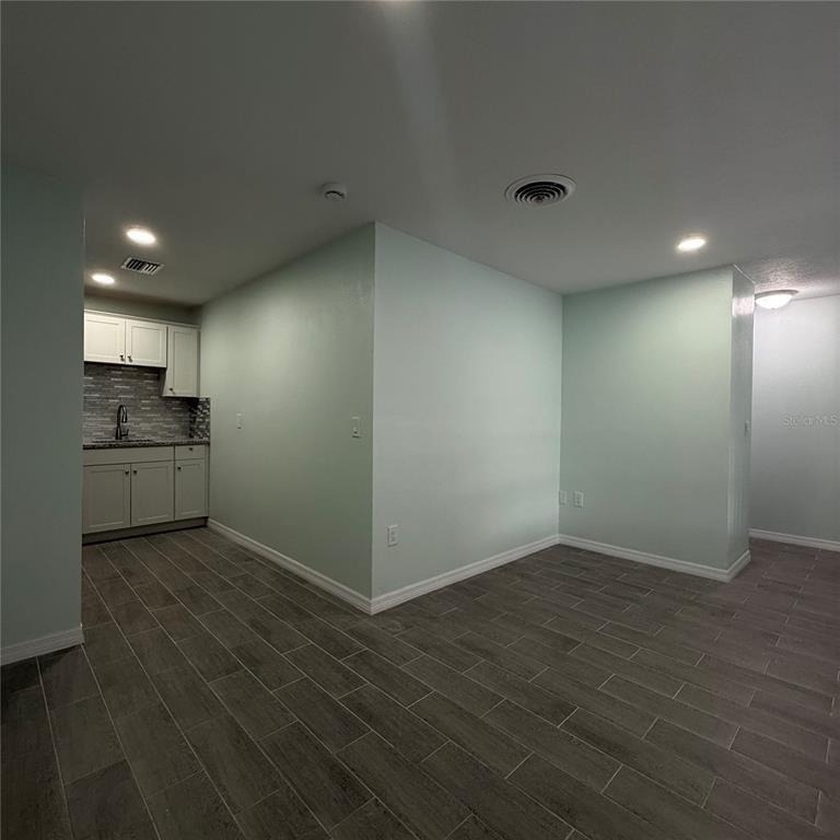 447 Granada Boulevard - Photo 2