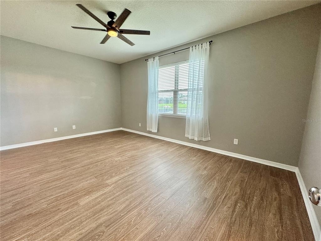 9720 58th Street E - Photo 10