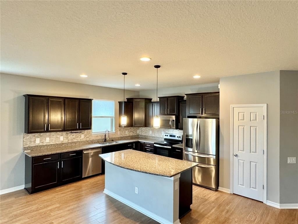 9720 58th Street E - Photo 6