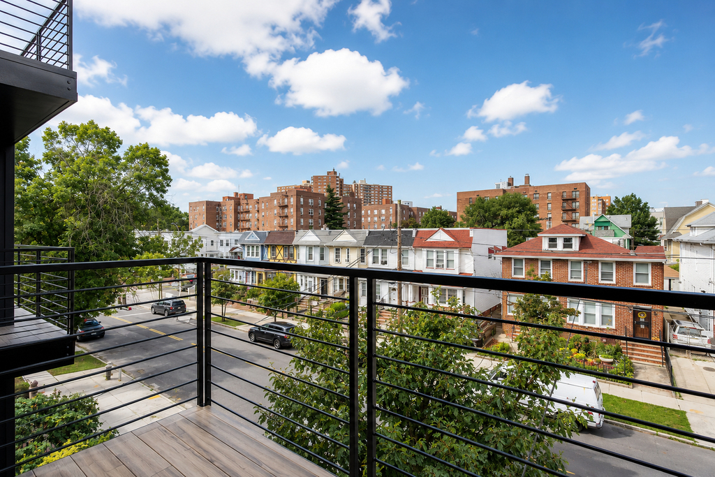 1667 Brooklyn Avenue - Photo 7