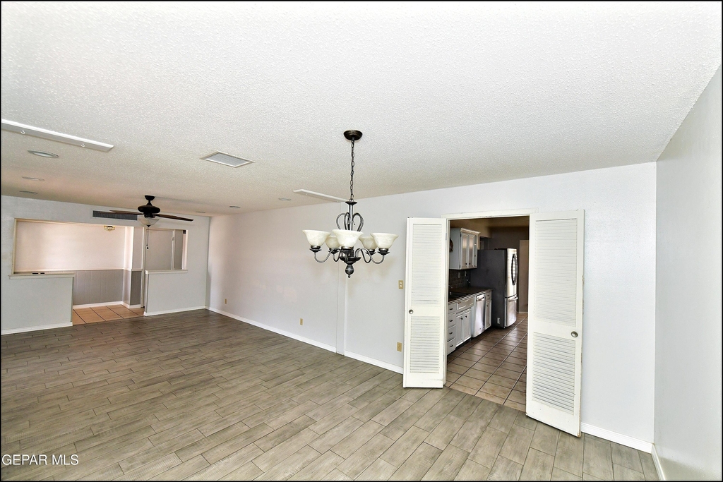 9125 W H Burges Drive - Photo 11