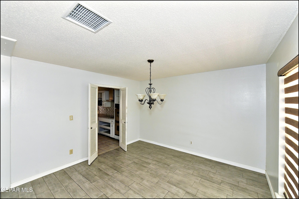 9125 W H Burges Drive - Photo 10