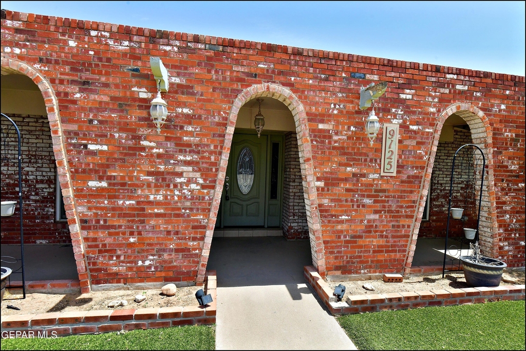 9125 W H Burges Drive - Photo 4