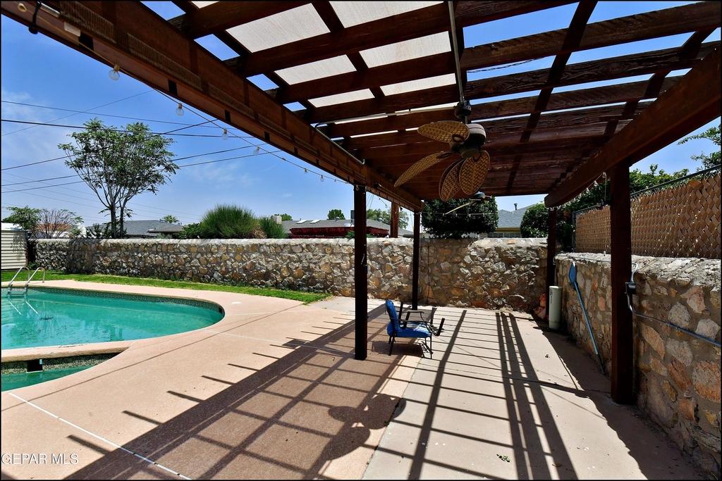 9125 W H Burges Drive - Photo 47