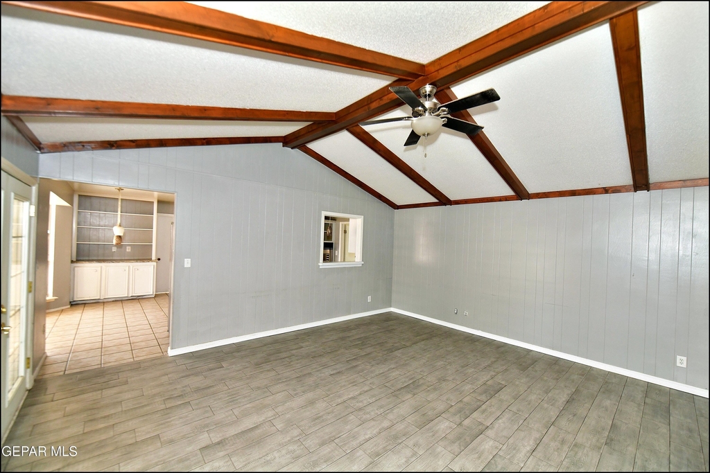 9125 W H Burges Drive - Photo 25