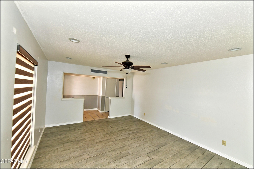 9125 W H Burges Drive - Photo 9