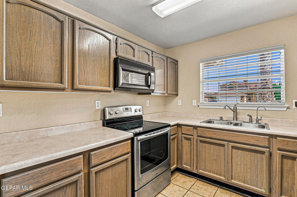 5657 Rick Husband Drive - Photo 6
