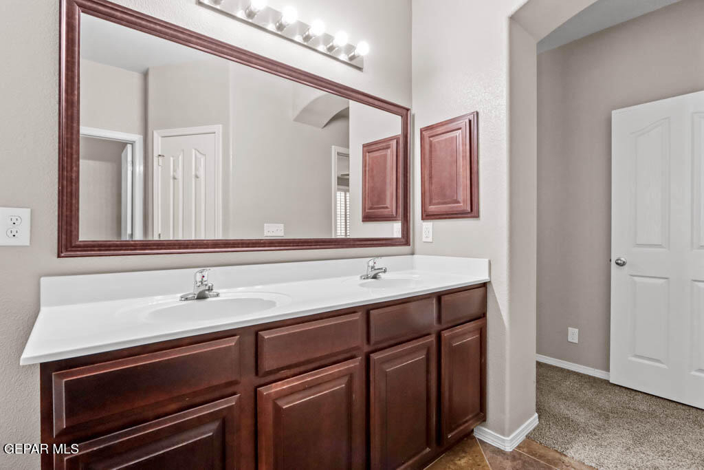 14229 Bluesky Point Court - Photo 31