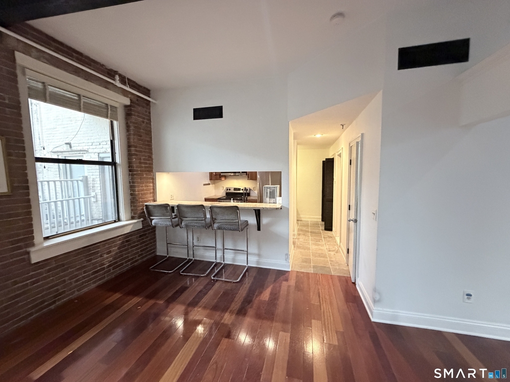 83 Washington Street - Photo 9
