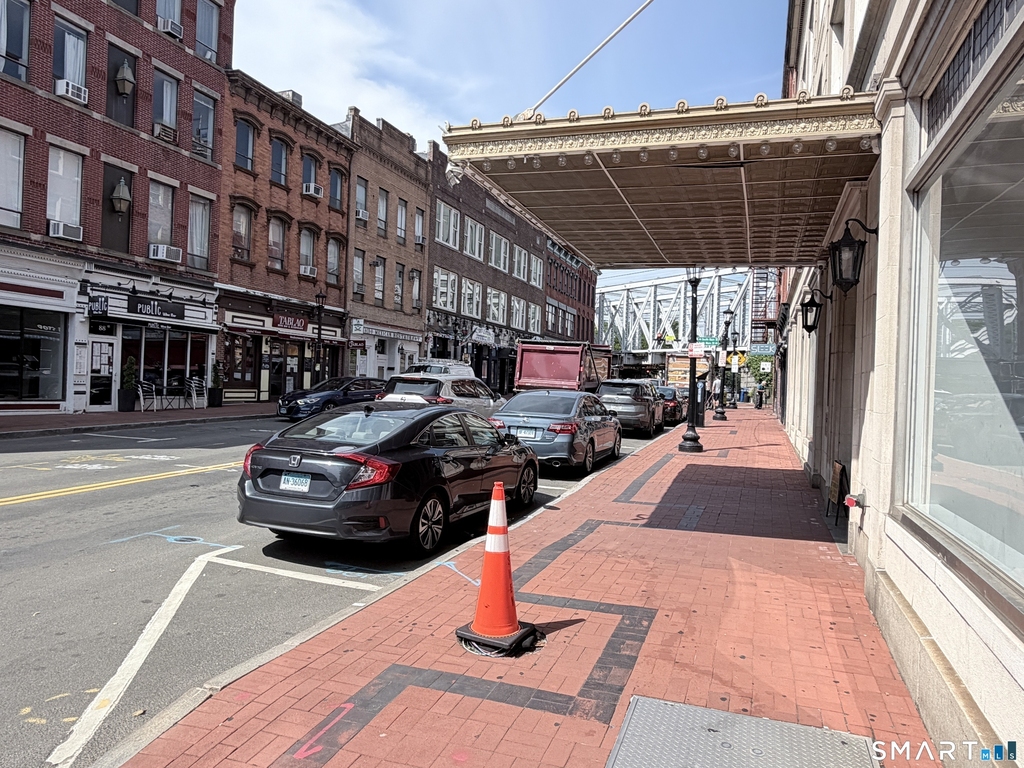 83 Washington Street - Photo 3