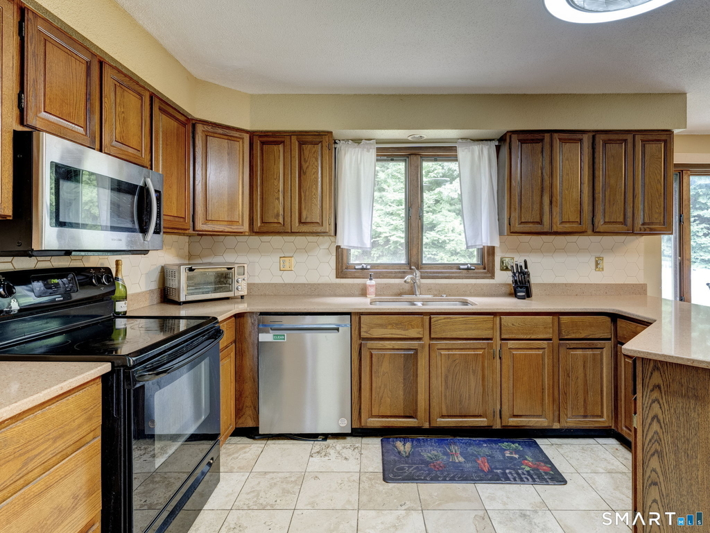 522 Springfield Road - Photo 9