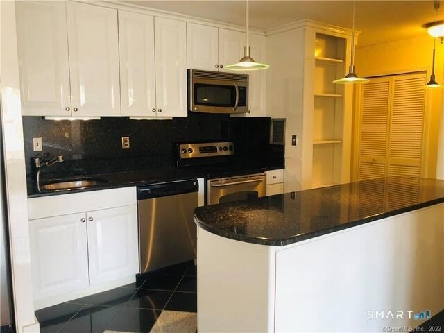 1 Gold Street - Photo 4