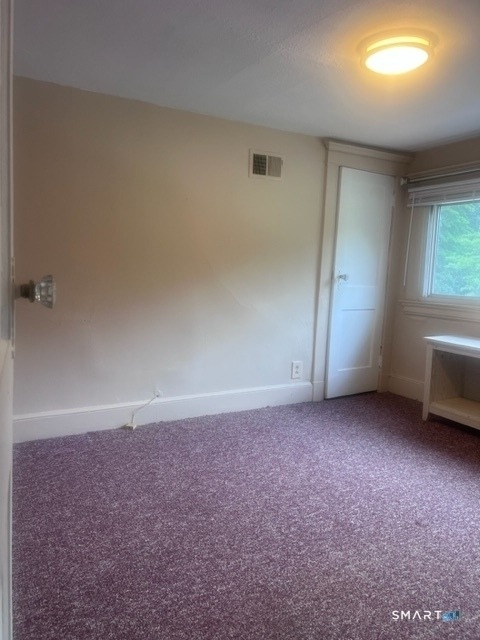 466 Derby Avenue - Photo 2