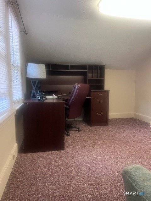 466 Derby Avenue - Photo 3