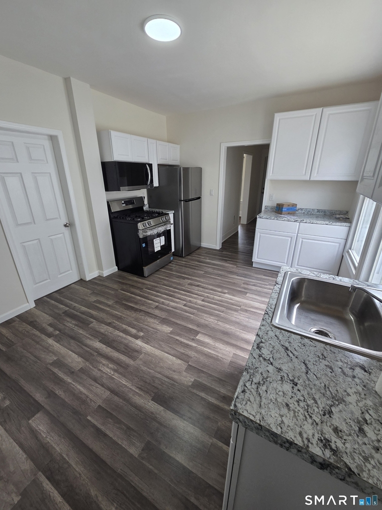 15 Walnut Street - Photo 9