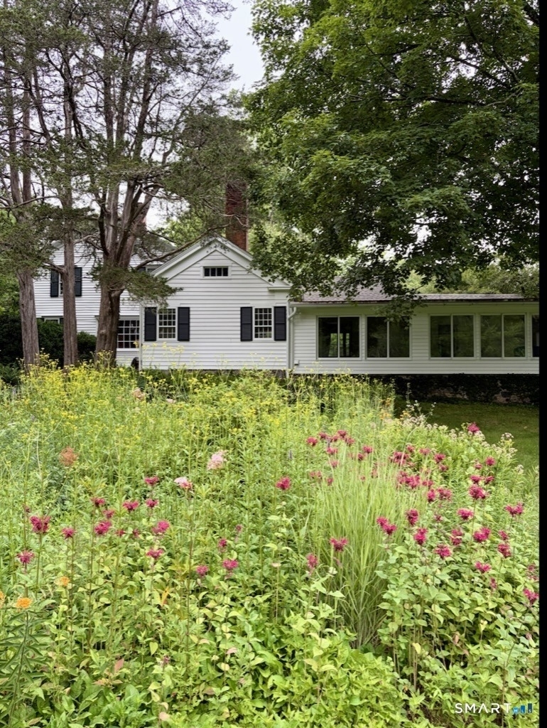 320 Valley Road - Photo 5