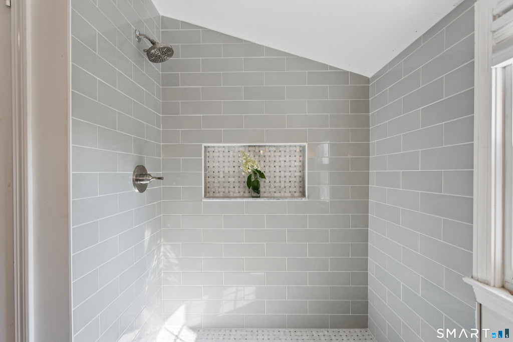 111 Mill Hill Road - Photo 23
