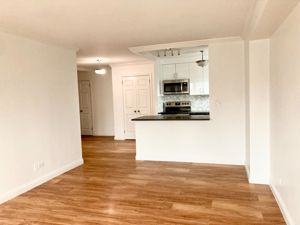 747 10th Avenue - Photo 1