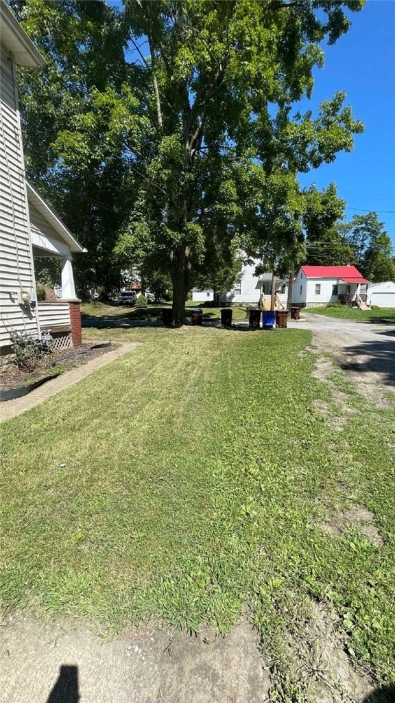 239 Ormond Ave - Photo 15