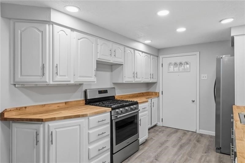 228 Sylvan Walk - Photo 10