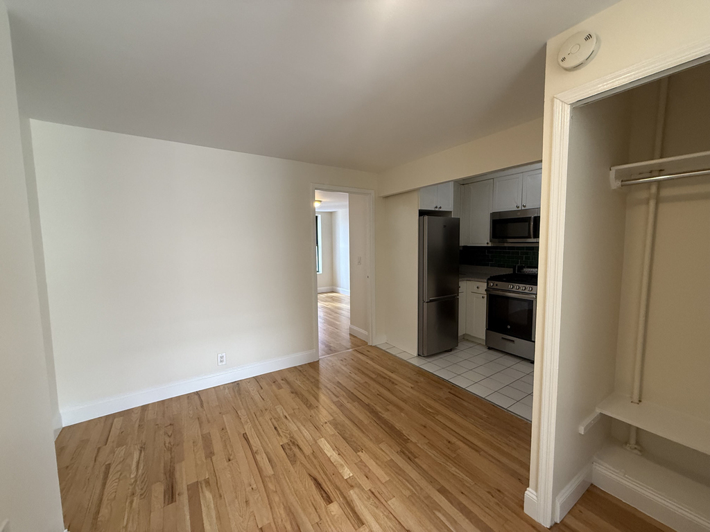 516 East 80th Street - Photo 0