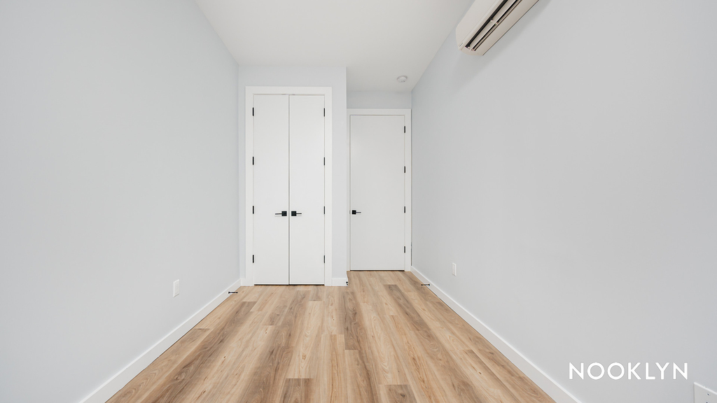 2913 Snyder Ave 11226 - Photo 5