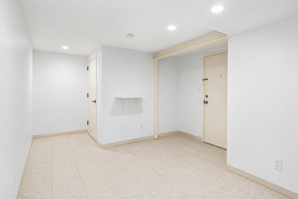 291 Wyckoff Avenue - Photo 8