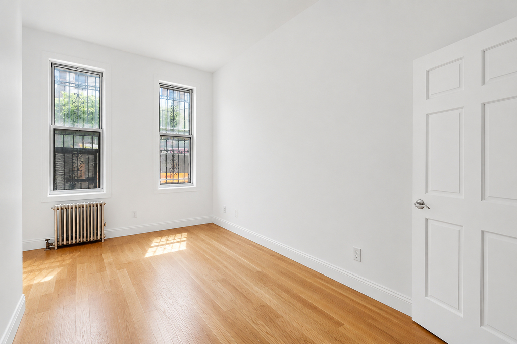 291 Wyckoff Avenue - Photo 3