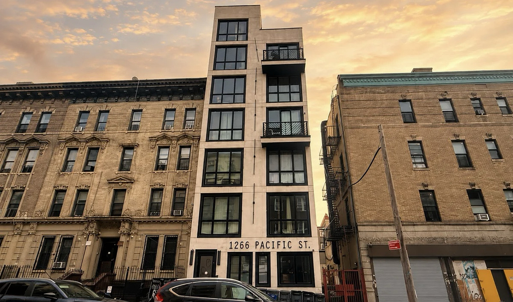 1266 Pacific Street - Photo 10
