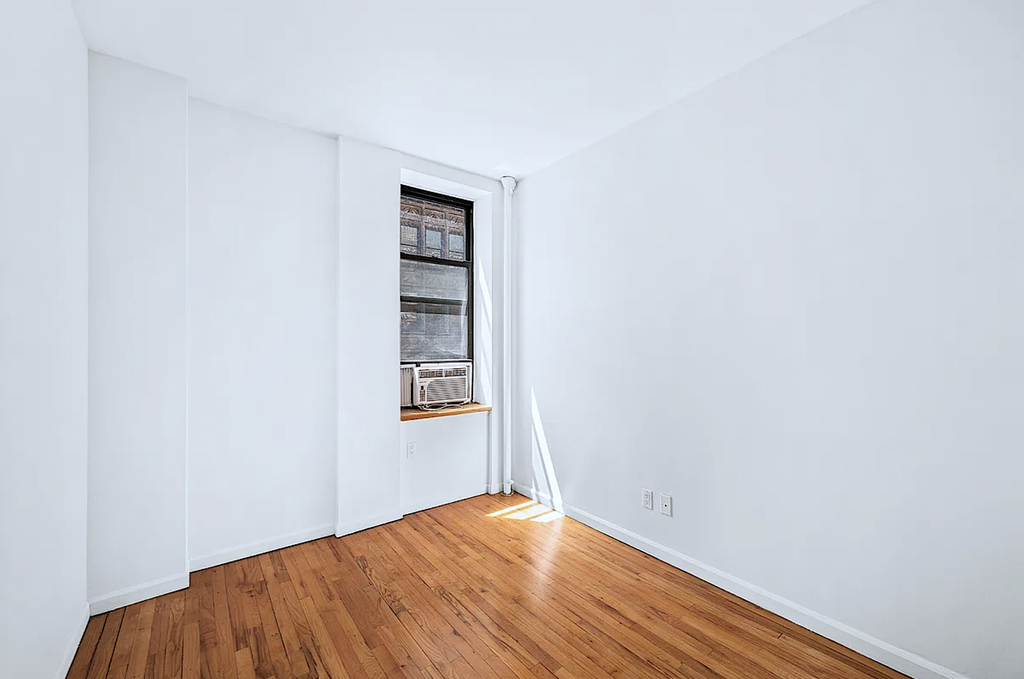 Madison Avenue - Photo 4