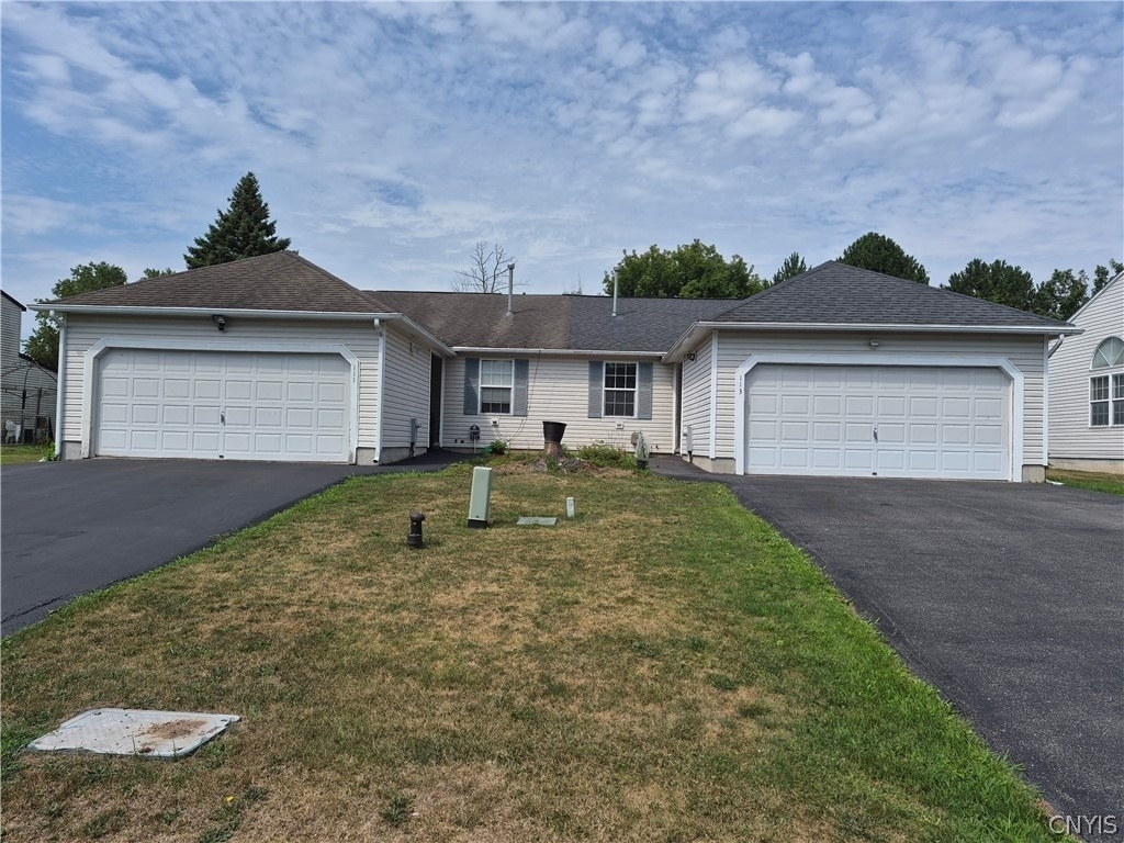 113 Braintree Drive - Photo 0