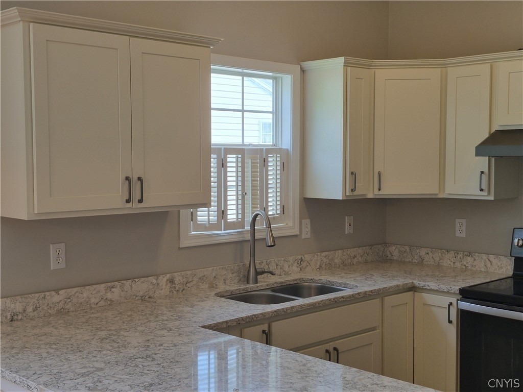 113 Braintree Drive - Photo 12
