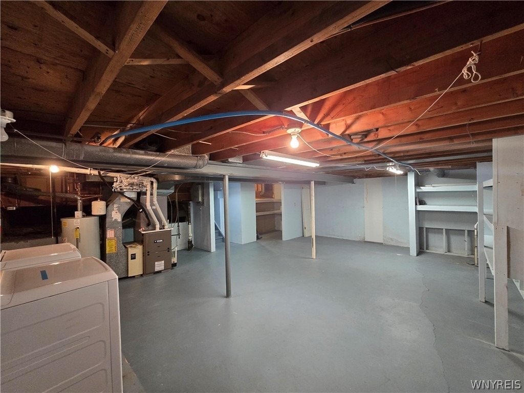 161 Foxpoint W - Photo 30
