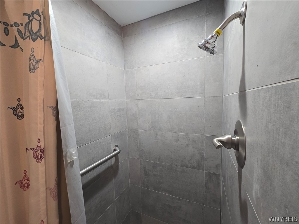 161 Foxpoint W - Photo 21