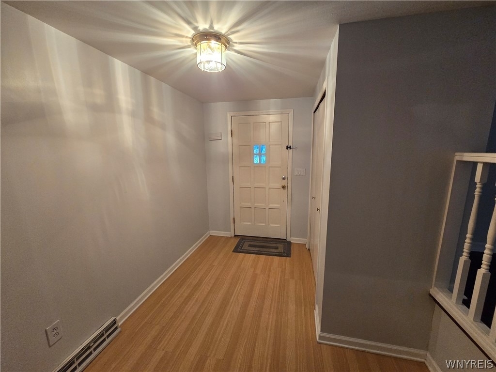 161 Foxpoint W - Photo 4