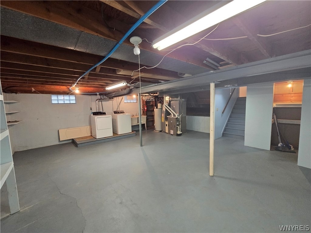 161 Foxpoint W - Photo 29