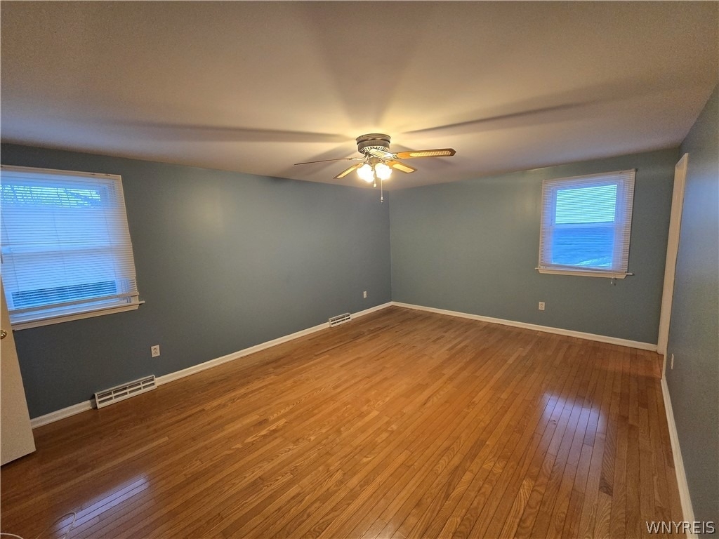 161 Foxpoint W - Photo 19