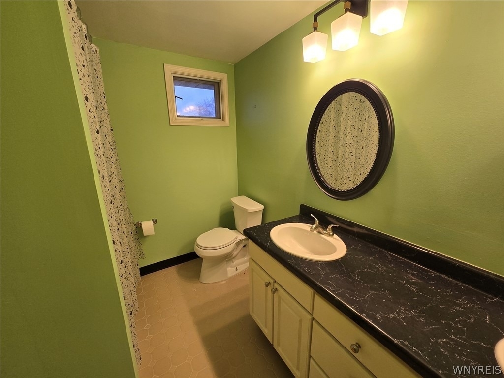 161 Foxpoint W - Photo 27