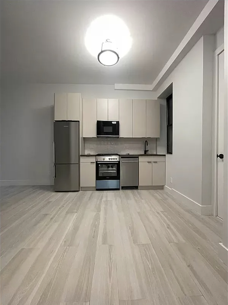 307 East 91st Street - Photo 4