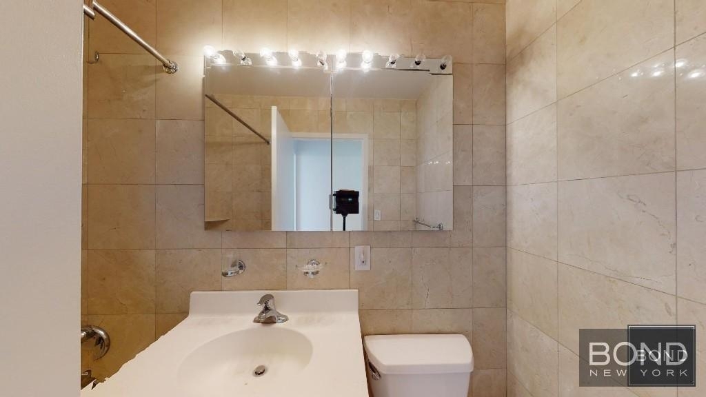West 87th Street - Photo 3