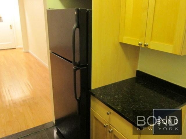 East 84th Street - Photo 2