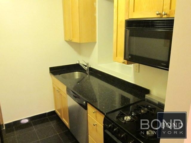 East 84th Street - Photo 1