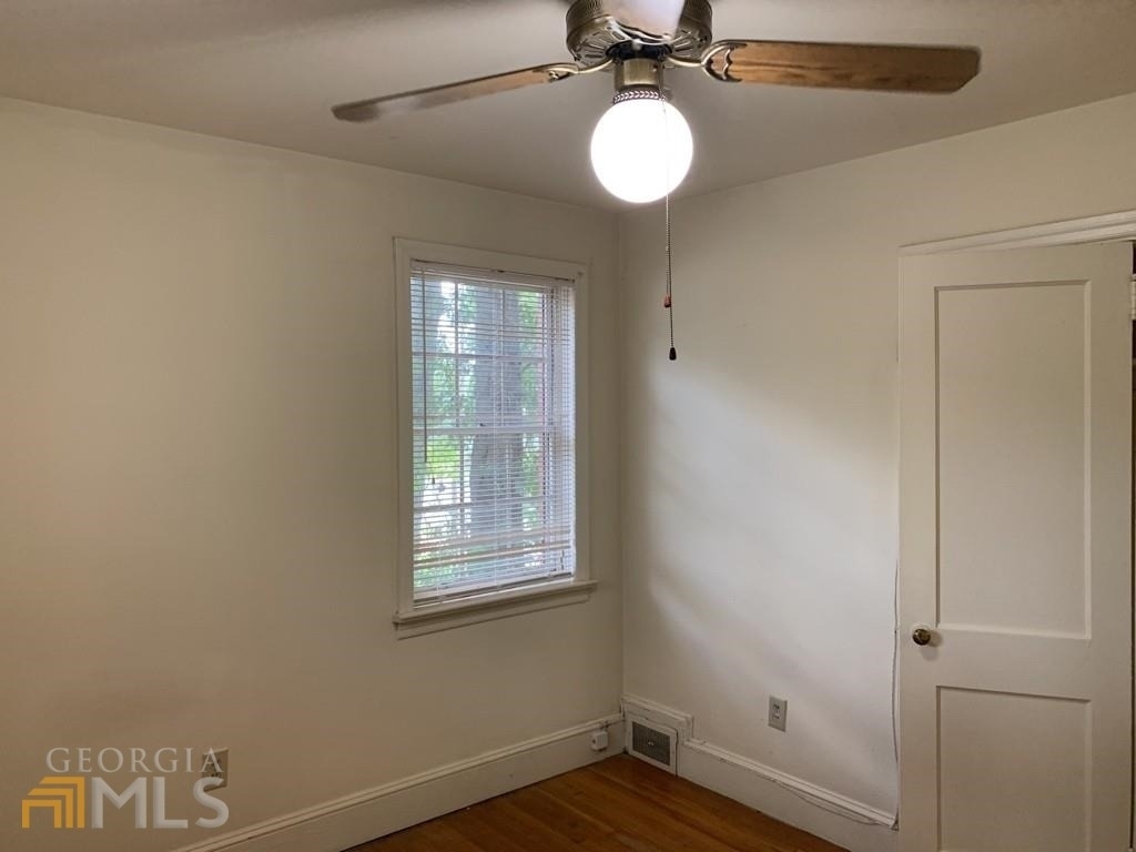 1451 Milledge Avenue - Photo 5