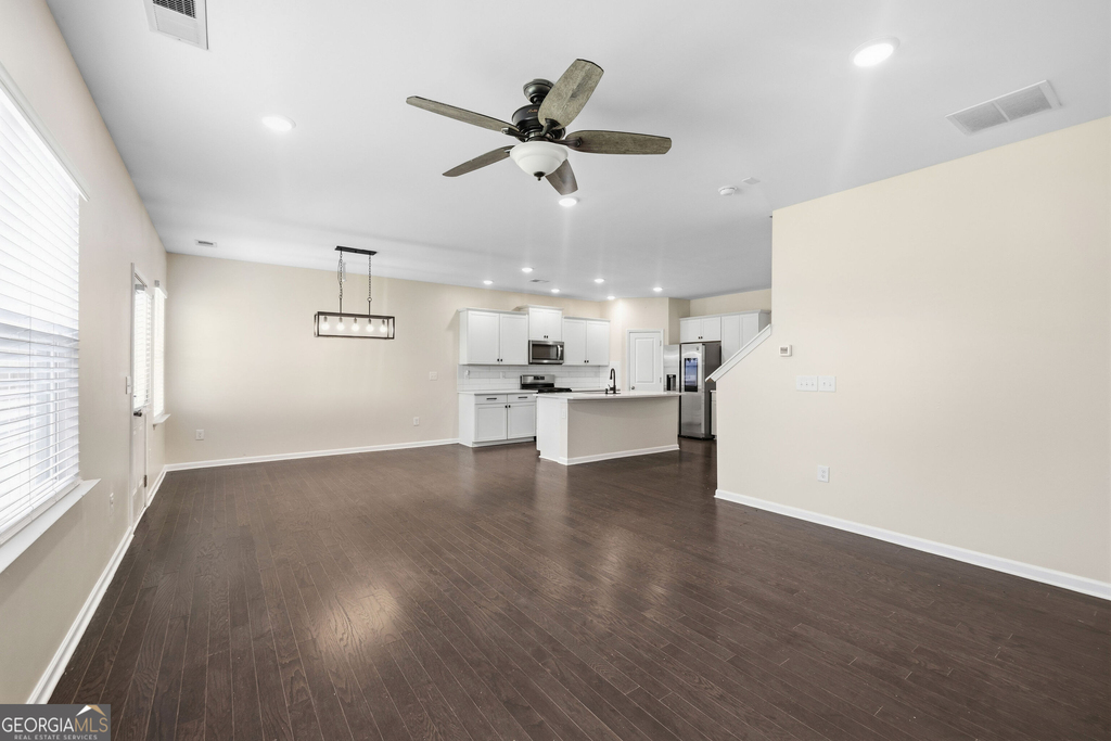 800 Royal Red Court - Photo 7