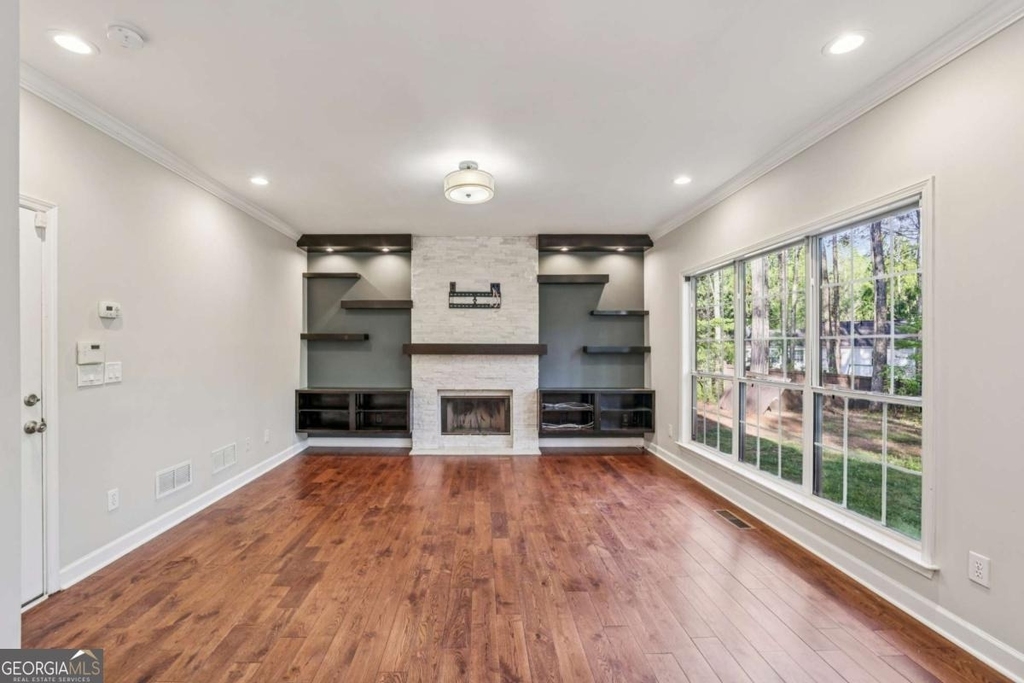 615 Tammany Pointe - Photo 2