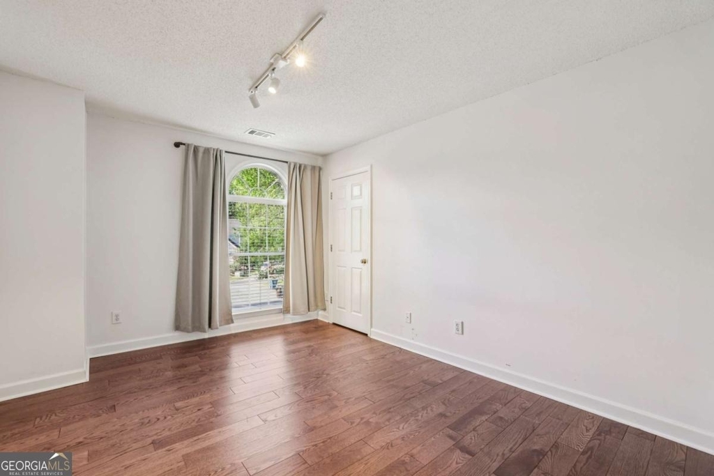 615 Tammany Pointe - Photo 8