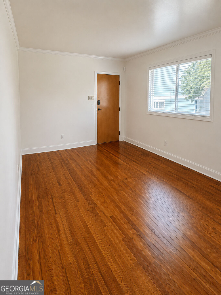 798 Saint Charles Avenue Ne - Photo 3
