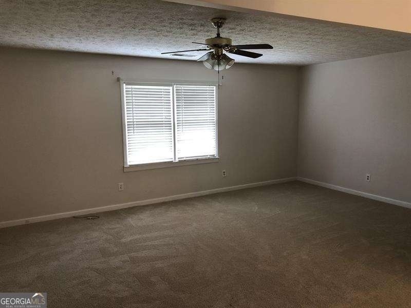 1579 Rockbridge Road - Photo 12
