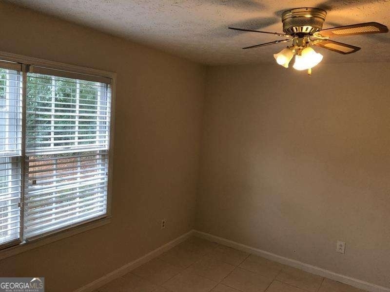 1579 Rockbridge Road - Photo 14