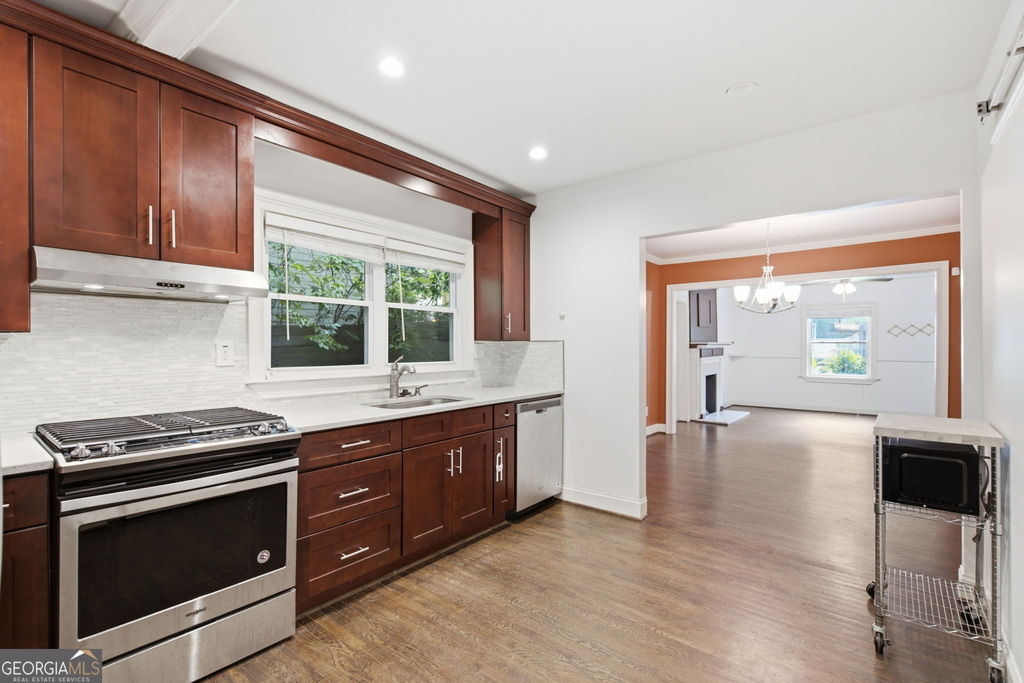 1669 Emerald Avenue Sw - Photo 11